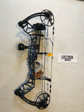 Load image into Gallery viewer, Bear Legit RTH compound bow package