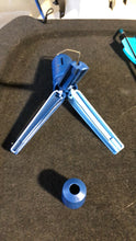 Load image into Gallery viewer, Arizona Mini Max Helical Fletching Tool
